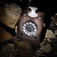 In der Flakturmruine Friedrichshain - Fundstücke